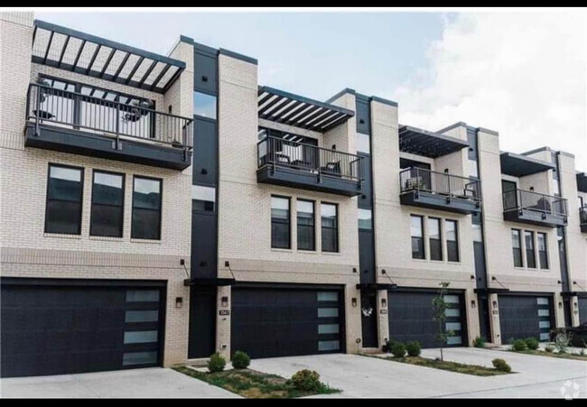 Building Photo - 942 12th St Rental
