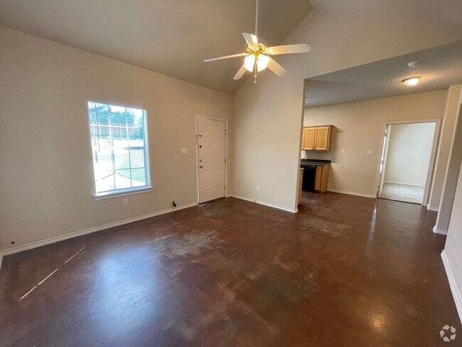 Building Photo - 285-287 Harmony Rd Unit 285 Rental