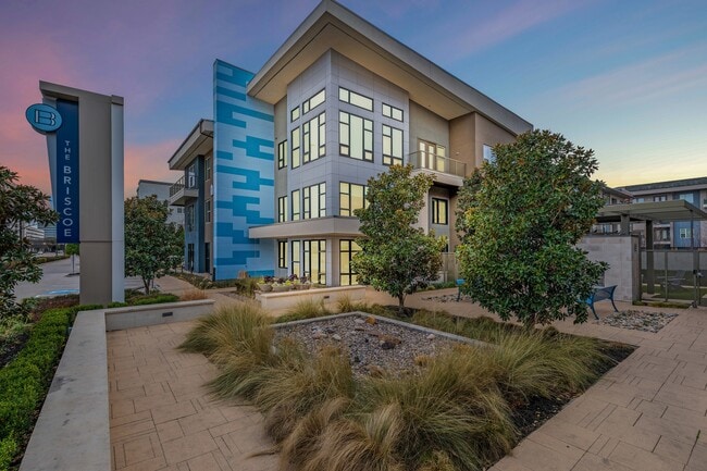 Building Photo - The Briscoe Rental