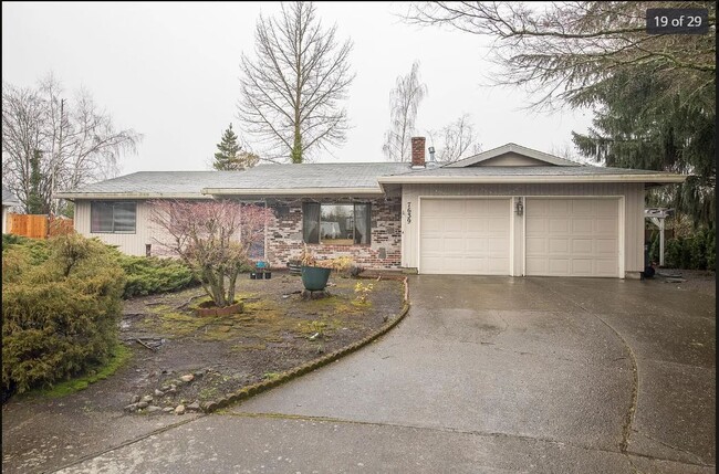Building Photo - 7639 SW Aldrich Ct Rental