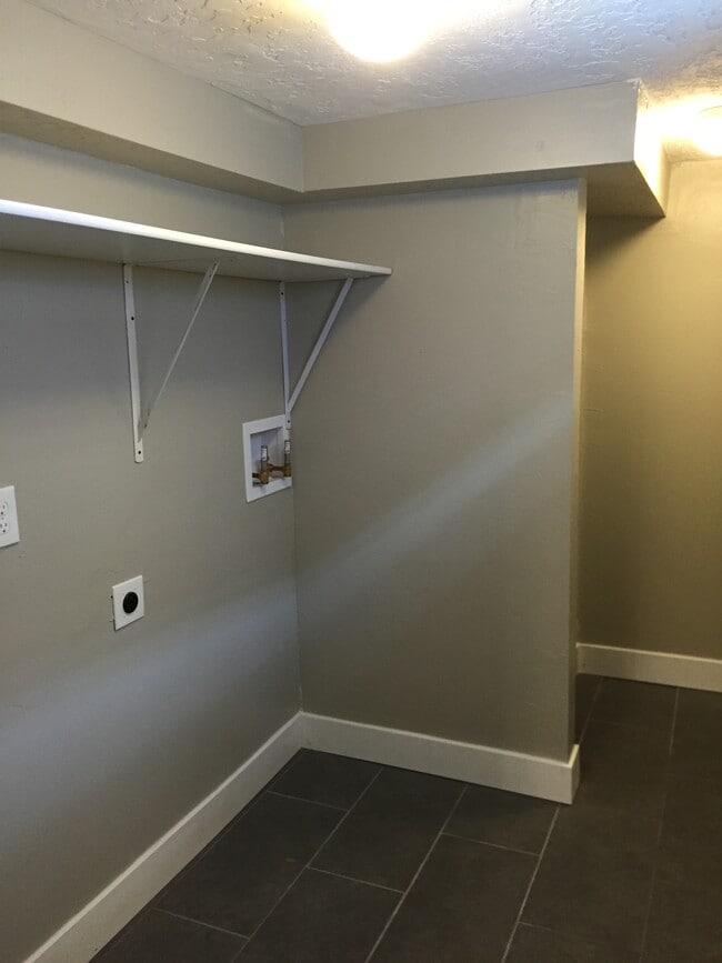 Photo - 664 E Ramona Ave Townhome