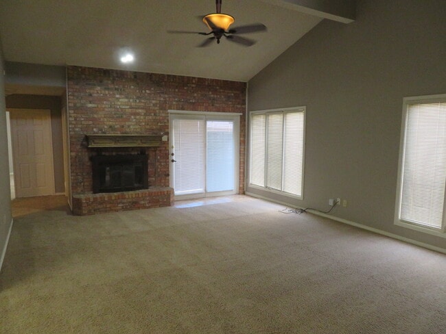 Photo - Nice Modern Home Located In Whisper Wood Near Tech. Includes access to pool & tennis court.