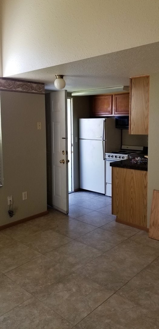 Photo - 1015 S Juniper Dr Unit 1015#C