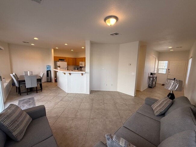 206 Heiple Ct
