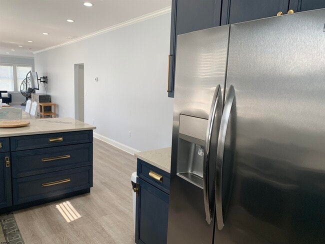 Photo - 6624 Ventnor Ave