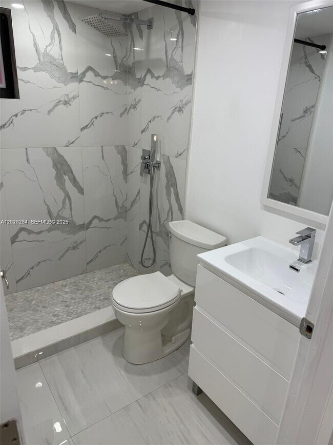 Photo - 5420 W 21st Ct Unidad 110