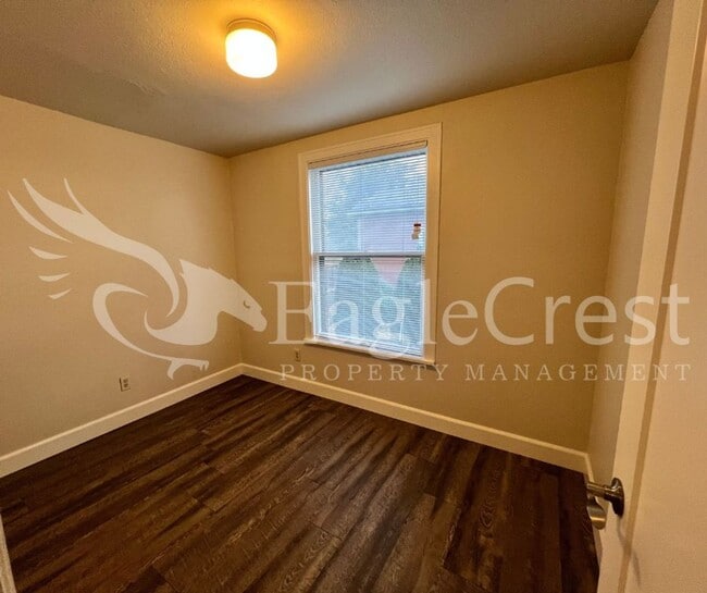 Photo - Sumach Four-Plex Unidad 1