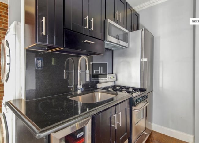 Building Photo - East 102nd Street Unit 2B