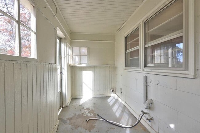 Photo - 4611 City View Dr