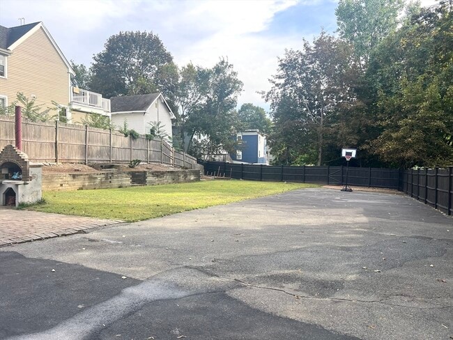 Photo - 79 Franklin St Unit 2