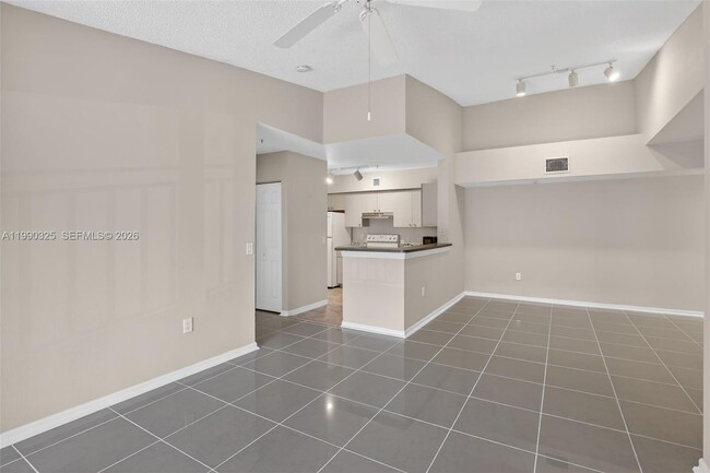 Photo - 2496 Centergate Dr Unit 301