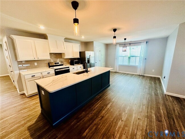 Photo - 1115 Marquis Pkwy