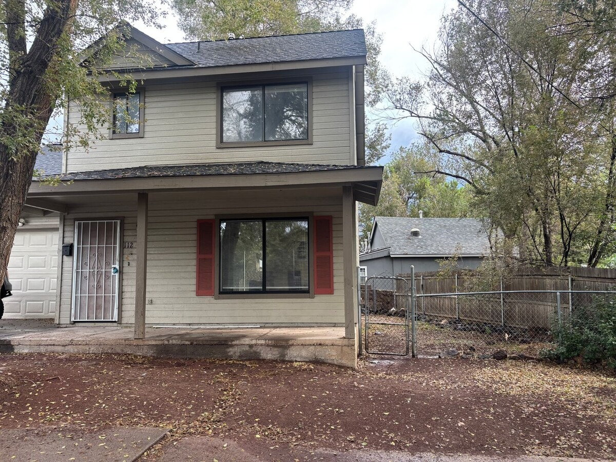Photo - 112 E Benton Ave