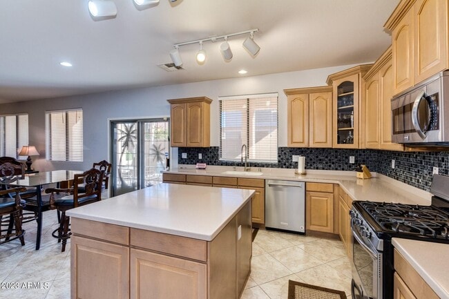 Photo - 4815 N 96th Ln