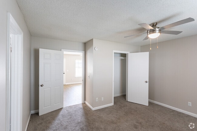 1BR, 1BA - Sloan - 550SF - Bedroom - The Dempsey