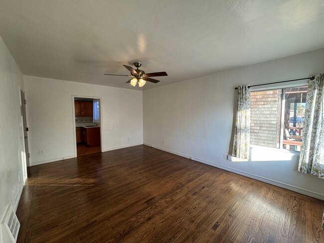 Photo - 1047 Santa Clara Ave Unidad 2