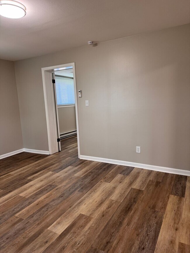 Photo - Santana - Princeton Unit B