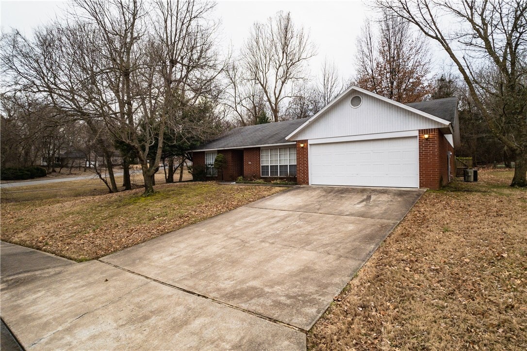 Photo - 1825 E Kantz Ln