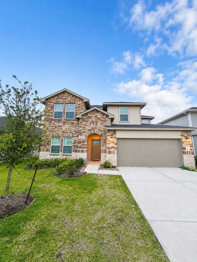 Building Photo - 3930 Edzell Heights Dr