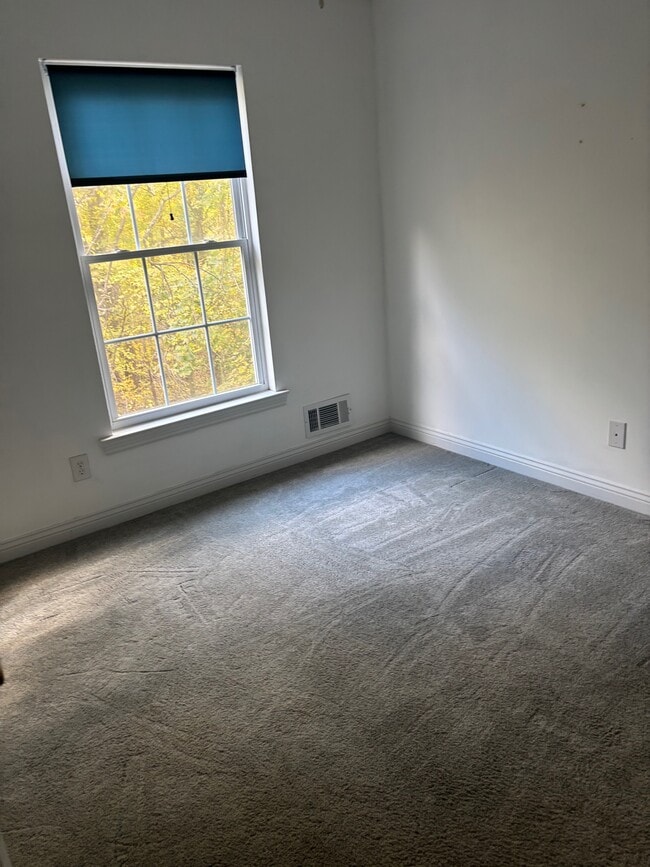 Photo - 135 Ashberry Dr