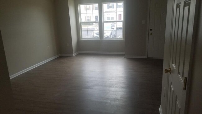 Photo - 105 Checko Ct