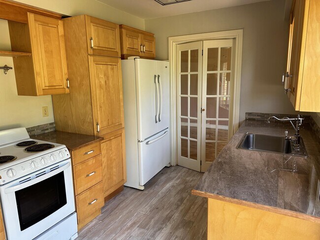 Photo - 244 Ridgewood Rd