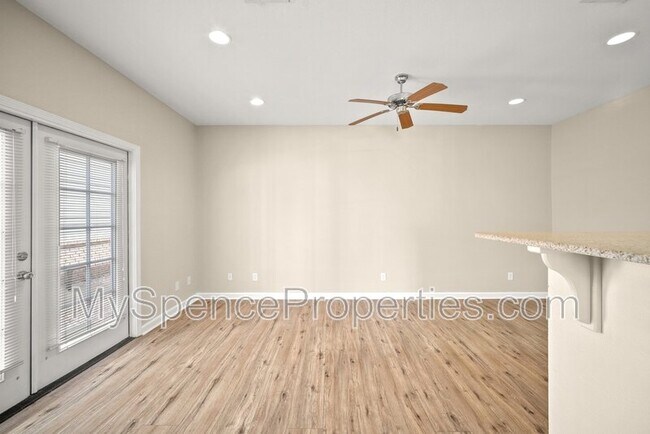 Photo - Arbor Lake Drive - 820