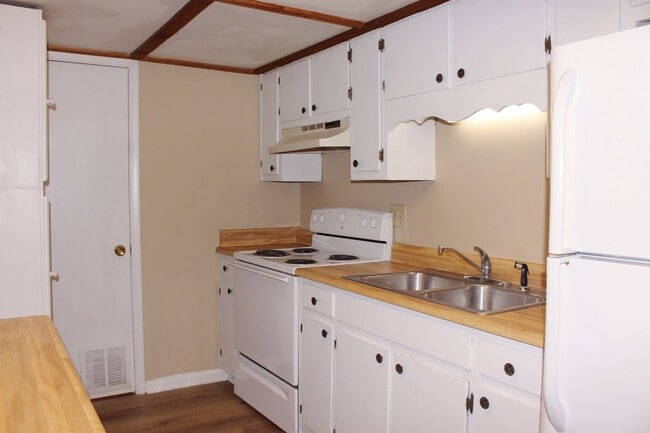 Photo - 1422 Humes Ave NE Unit 1422 Humes B