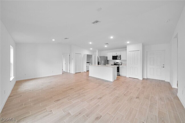 Photo - 3010 11th St SW