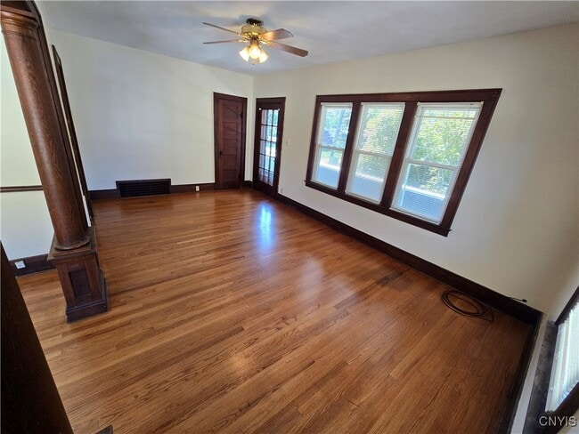 Building Photo - 706 Milton Ave Rental