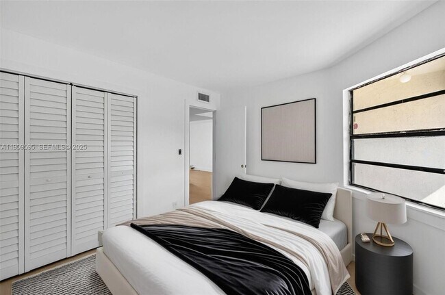 Photo - 4198 Lakeside Dr Unidad 4198