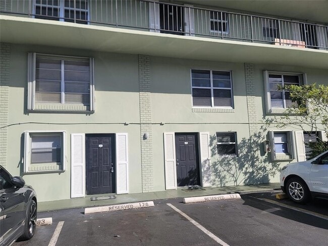 Photo - 805 W Oakland Park Blvd Unidad E7