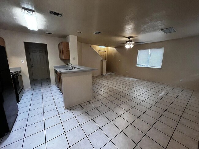 Photo - 826/828 Sagewood Unidad 828 Sagewood Trail