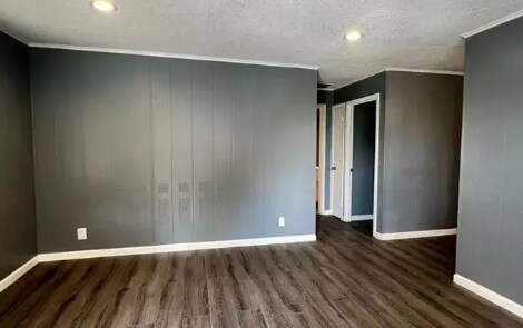 Oak Tree Apartments