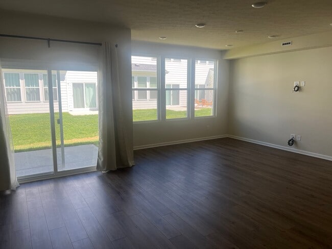 Photo - 7328 Selah Ln