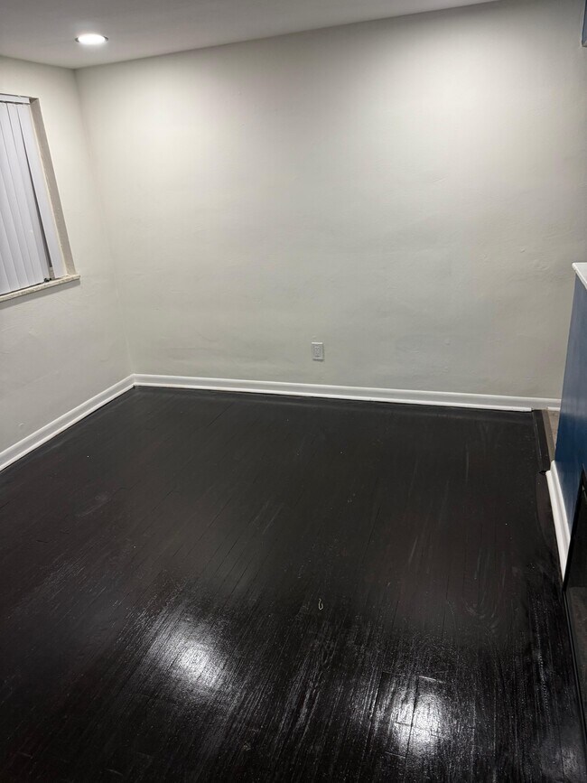 Photo - 630 Church St