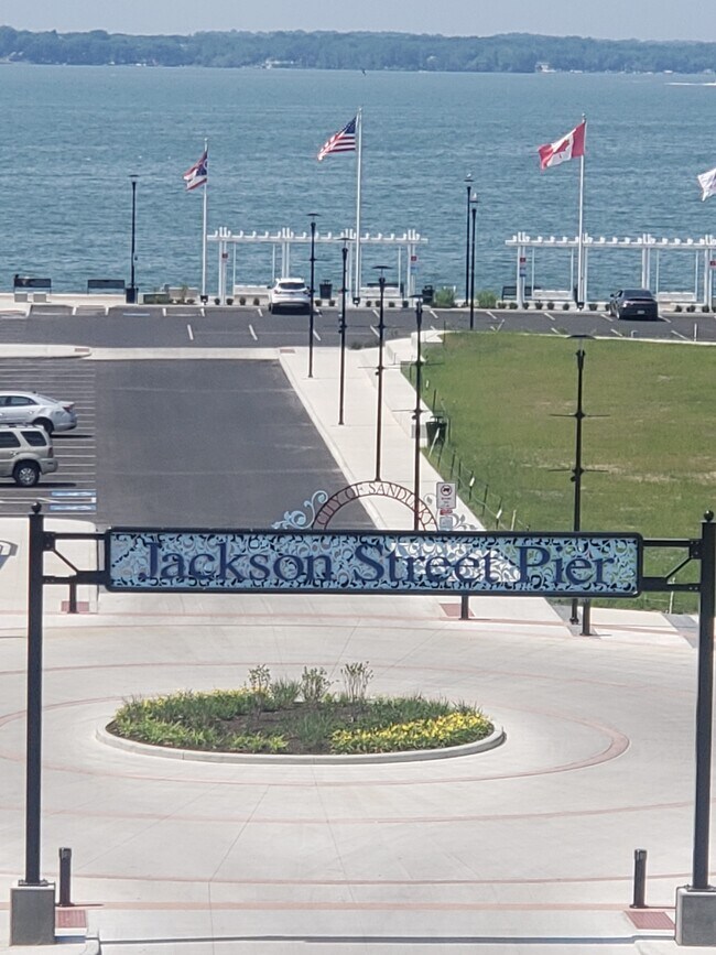 Waterview- en frente de apartamentos - Shoreline Apartments