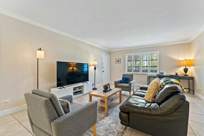 Photo - 3036 Park Ave