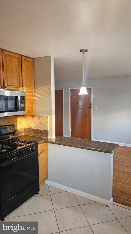 Photo - 6007 Bingham St