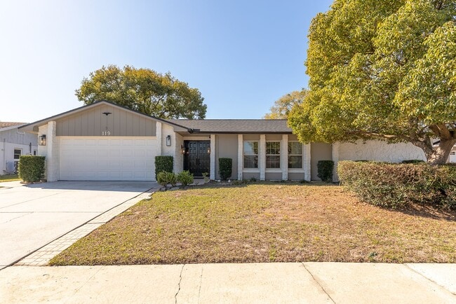 Building Photo - Beautiful POOL home in Longwood in LOCATION, LOCATION, LOCATION!