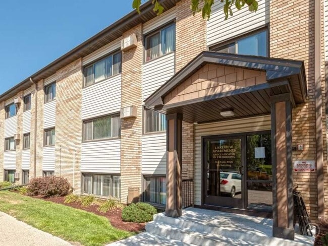 Photo - Lakeview Apartments