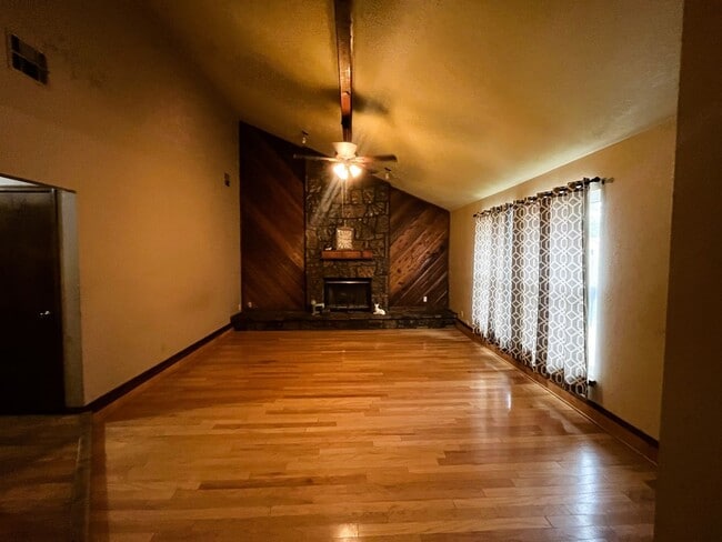 Photo - 5408 Embers Dr Unit 1