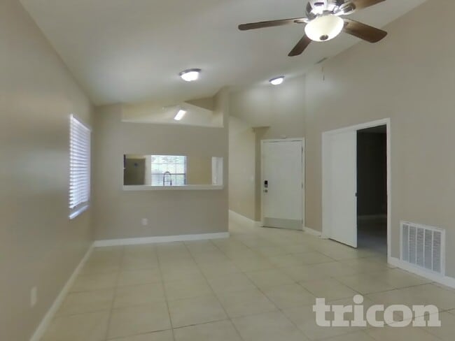 1620 Spinning Wheel Dr