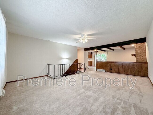Photo - 1423 E Willow Dr