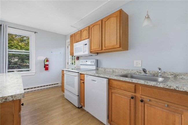 Photo - 5 Pleasant St