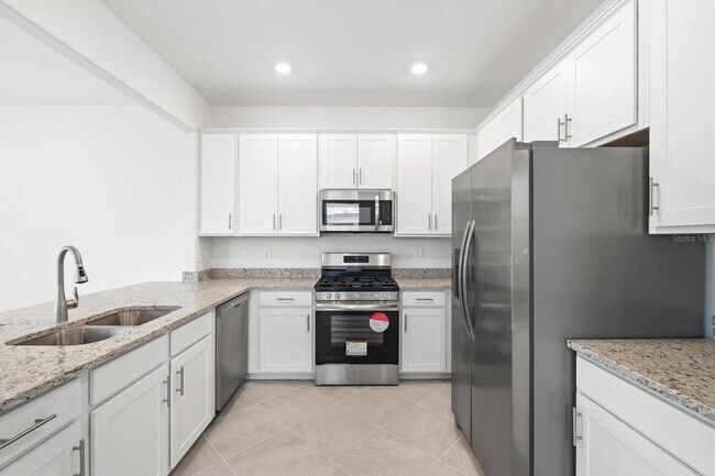 Photo - 14768 Lyla Ter