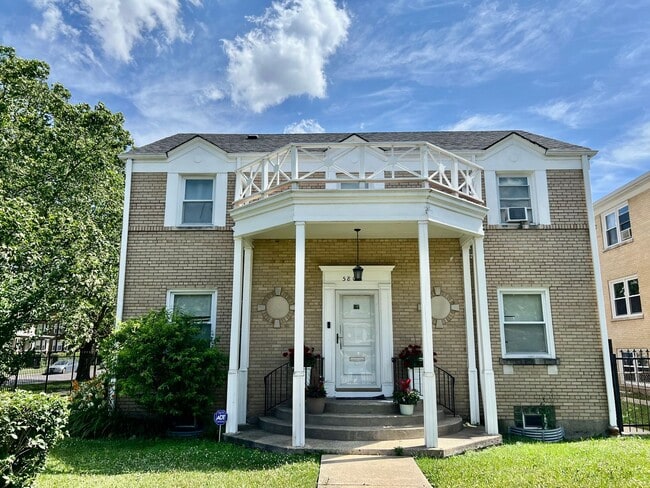 Private & Charming 2 Bed/1 Bath Ranch Styl... - Private & Charming 2 Bed/1 Bath Ranch Styl... Condo