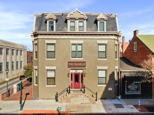 Building Photo - 34 W Franklin St