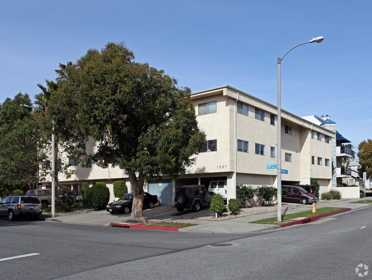 Foto principal - 1257 12th St