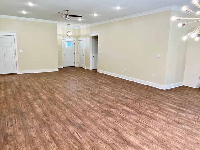 Photo - FOR Rent – 3 Bedroom, 2 Bath!